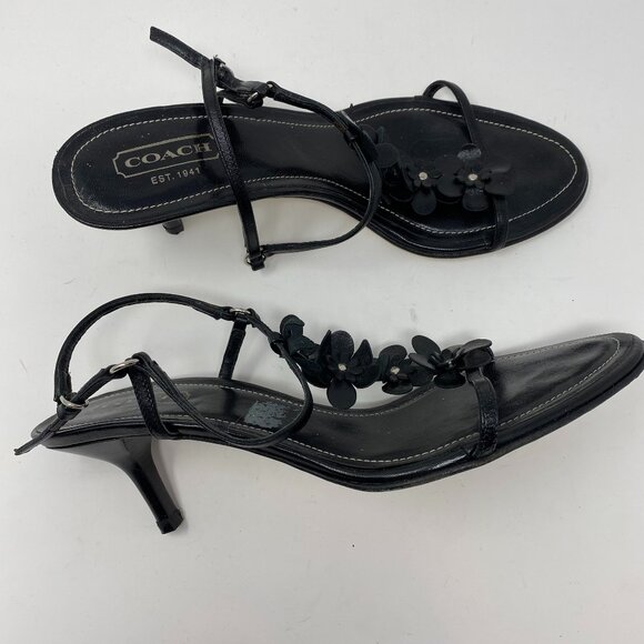 coach t-strap flower detail p-493 kelly sandals - Picture 1 of 9